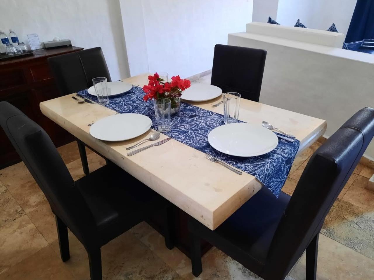 Hotel Suites Mar Elena (Adults Only) بويرتو فالارتا المظهر الخارجي الصورة