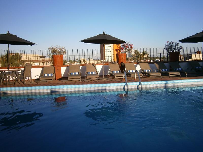 Hotel Suites Mar Elena (Adults Only) بويرتو فالارتا المظهر الخارجي الصورة