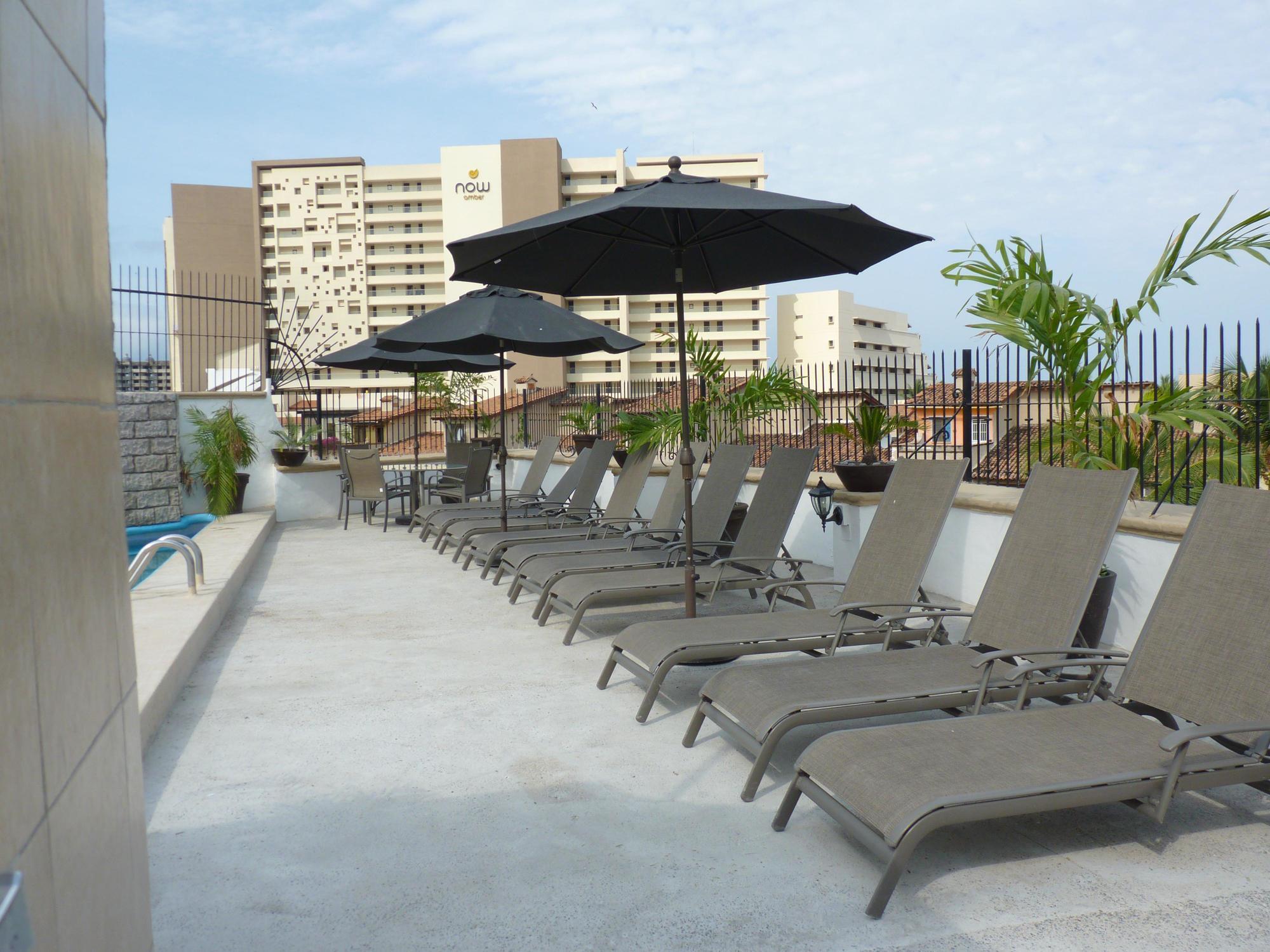 Hotel Suites Mar Elena (Adults Only) بويرتو فالارتا المظهر الخارجي الصورة