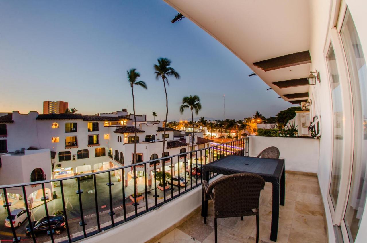 Hotel Suites Mar Elena (Adults Only) بويرتو فالارتا المظهر الخارجي الصورة